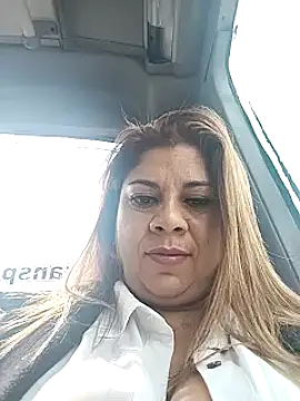 Laura-Hernandez online show from February 2025 02:38:02 PM