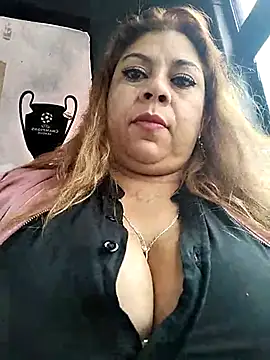 Laura-Hernandez online show from February 2025 03:42:02 PM