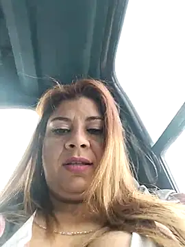 Laura-Hernandez online show from March 2025 03:40:01 PM