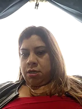 Snapshot of Laura-Hernandez chatting on March 2026 02:34:01 PM Laura-Hernandez online show from March 2026 02:34:01 PM