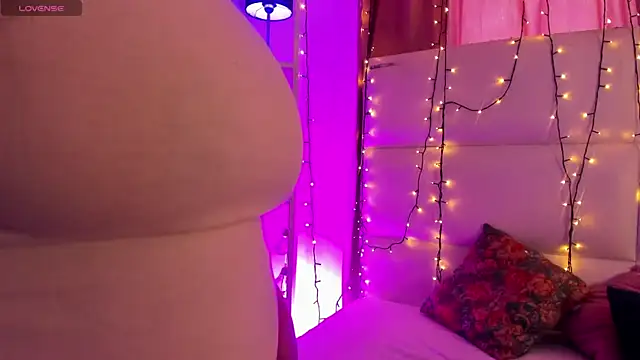 Snapshot of Stefyrossy chatting on March 2026 03:19:02 PM Stefyrossy online show from March 2026 03:19:02 PM