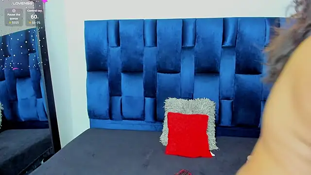 Stefyrossy online show from April 2026 04:30:02 PM