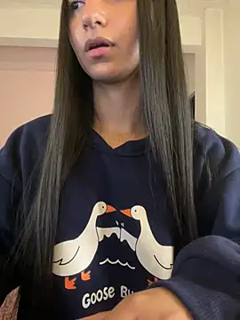 aly golden  online show from December 2024 10:50:02 AM