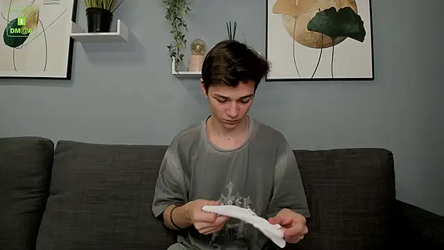 Viego Pattel online show from October 2025 04:20:02 PM