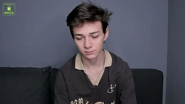 Viego Pattel online show from November 2025 05:24:01 PM