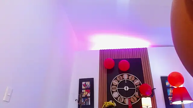 shantal ray4 online show from February 2025 02:36:01 PM