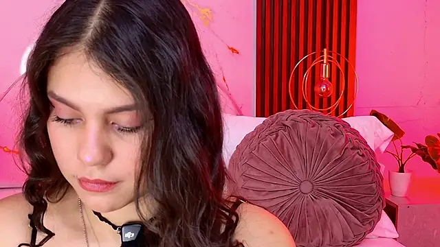 pamelajons  online show from March 2026 12:34:01 PM