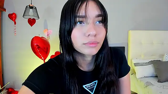 Snapshot of Maia_W10 chatting on February 2025 01:53:02 PM Maia W10 online show from February 2025 01:53:02 PM