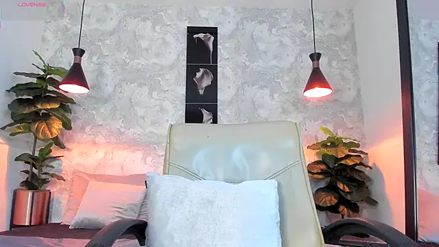 Regan   online show from December 2025 03:02:01 AM