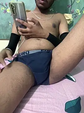 Snapshot of coco_boy12 chatting on February 2026 04:47:02 PM coco boy12 online show from February 2026 04:47:02 PM