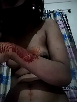 Nadia-2 online show from October 2025 09:33:01 PM