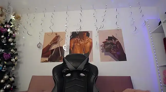 catalinapalencia online show from December 2024 06:39:01 PM