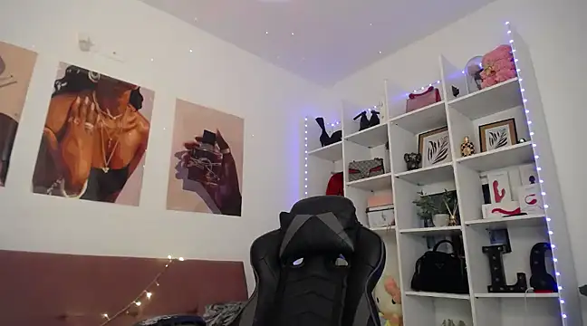 catalinapalencia online show from February 2025 09:58:01 PM