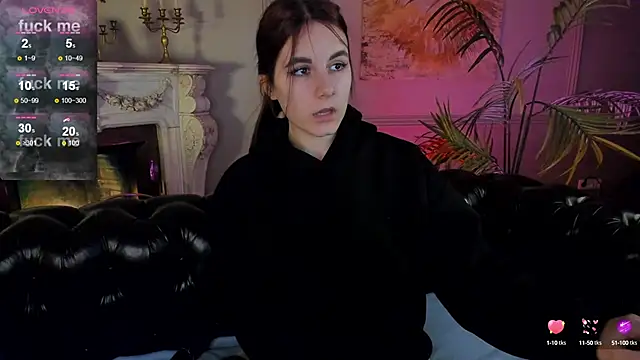 Snapshot of Kelly_Woods chatting on February 2025 05:40:02 PM Kelly Woods online show from February 2025 05:40:02 PM