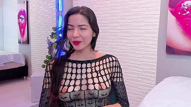 sweetieandjuicyy online show from March 2025 09:26:02 PM