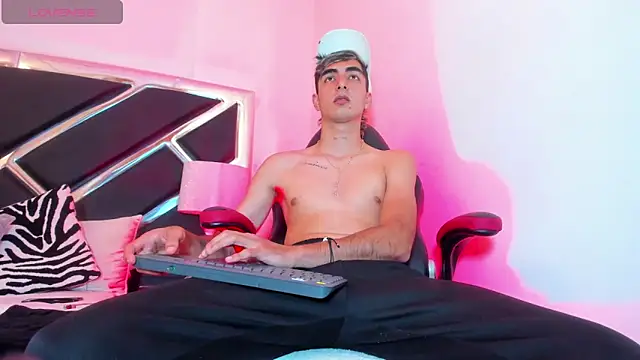 DimitryHank online show from January 2025 06:38:01 PM