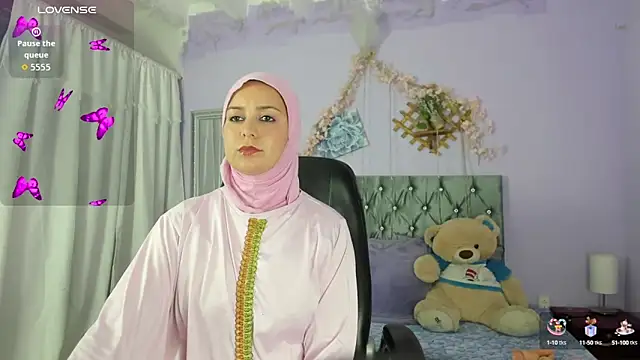 BadraSaadi online show from October 2025 07:44:02 PM