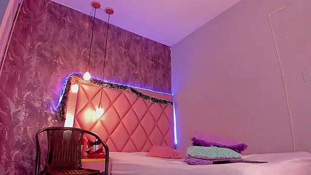 megan 100 online show from December 2024 01:11:02 AM