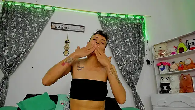 megan 100 online show from September 2025 06:55:02 PM