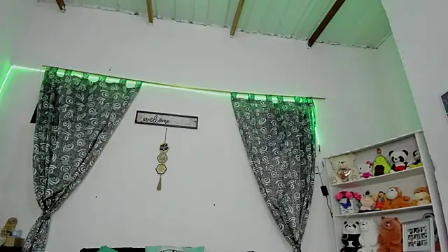 megan 100 online show from September 2025 07:06:02 PM