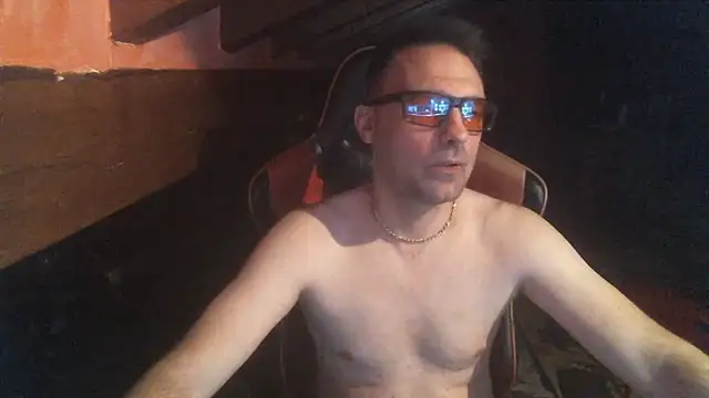 Snapshot of 6996horus chatting on March 2026 02:38:02 AM 6996horus online show from March 2026 02:38:02 AM