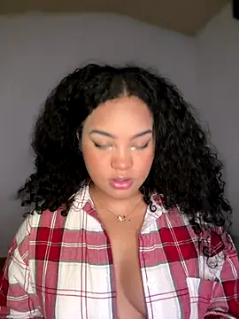 Lucy wilson5 online show from October 2025 09:30:02 AM