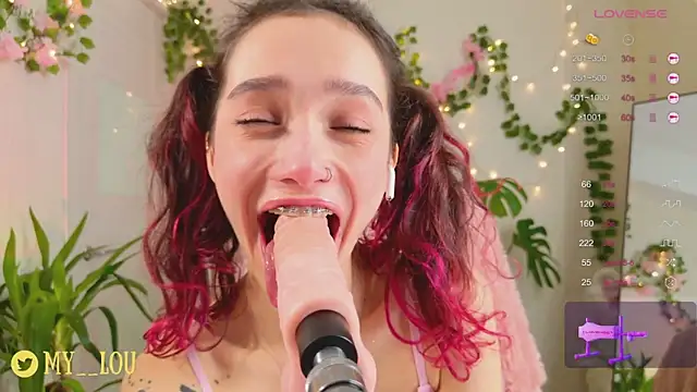 MyLou  online show from January 2025 06:52:01 PM