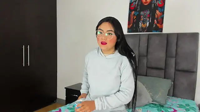 Dulce amg online show from February 2025 12:58:02 PM