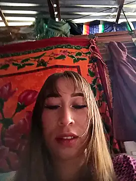 samy-blonde online show from February 2025 01:22:01 PM