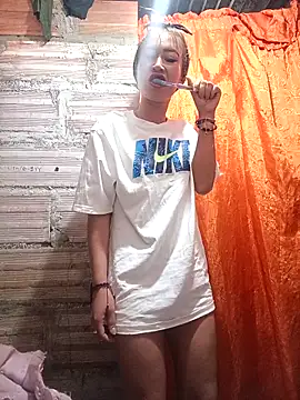 samy-blonde online show from March 2025 01:35:02 PM