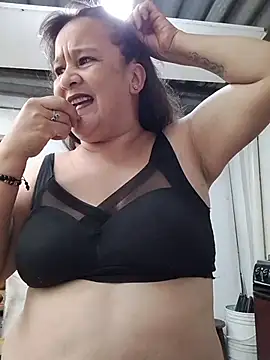 Snapshot of DirtyStefaniax chatting on June 2026 04:38:01 PM DirtyStefaniax online show from June 2026 04:38:01 PM