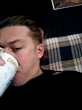 Snapshot of Lovely_milk chatting on January 2025 08:24:01 AM Lovely milk online show from January 2025 08:24:01 AM