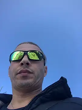 Snapshot of Lovely_milk chatting on February 2025 11:14:02 AM Lovely milk online show from February 2025 11:14:02 AM