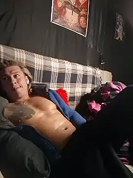 Snapshot of Lovely_milk chatting on March 2025 07:06:02 PM Lovely milk online show from March 2025 07:06:02 PM