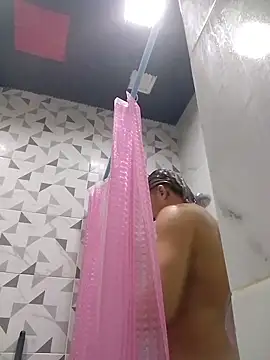 Snapshot of Lovely_milk chatting on March 2025 02:37:01 PM Lovely milk online show from March 2025 02:37:01 PM