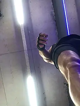 Snapshot of Lovely_milk chatting on March 2025 12:45:02 PM Lovely milk online show from March 2025 12:45:02 PM