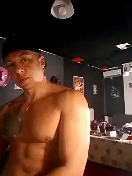 Snapshot of Lovely_milk chatting on March 2025 03:51:02 PM Lovely milk online show from March 2025 03:51:02 PM