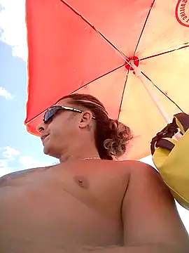 Snapshot of Lovely_milk chatting on September 2025 09:21:01 AM Lovely milk online show from September 2025 09:21:01 AM