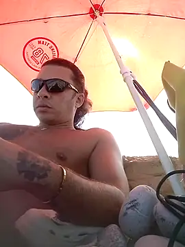 Snapshot of Lovely_milk chatting on October 2025 08:12:01 AM Lovely milk online show from October 2025 08:12:01 AM