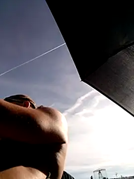 Snapshot of Lovely_milk chatting on November 2025 09:42:01 AM Lovely milk online show from November 2025 09:42:01 AM