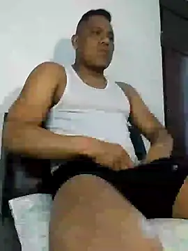 latinblack01 online show from December 2024 07:04:02 PM