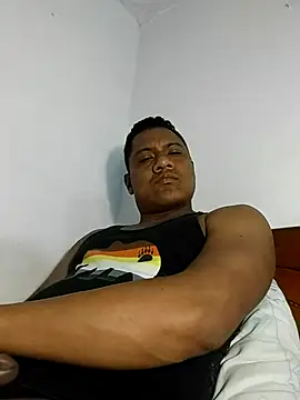 latinblack01 online show from March 2025 05:00:02 AM