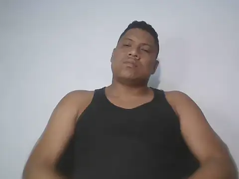 latinblack01 online show from October 2025 02:09:01 PM