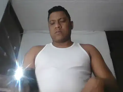 latinblack01 online show from November 2025 04:59:01 AM