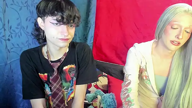 Snapshot of Bloody_lamb chatting on January 2026 11:32:02 PM Bloody lamb online show from January 2026 11:32:02 PM