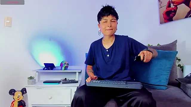 ZuryRamirez  online show from February 2025 07:29:01 PM