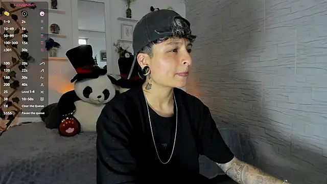 ZuryRamirez  online show from September 2025 08:10:01 PM