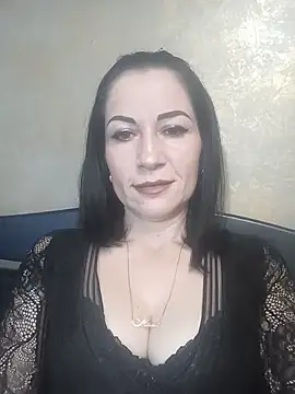 FireLily332 online show from January 2025 04:06:02 PM