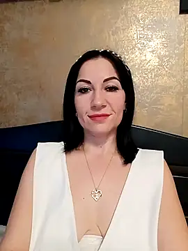 FireLily332 online show from February 2025 05:04:02 PM