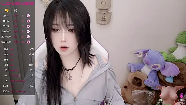 Vaness-a online show from March 2025 04:54:02 PM